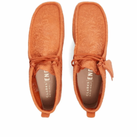 Clarks x END. Wallabee Boots “Orange Floral” 26163420