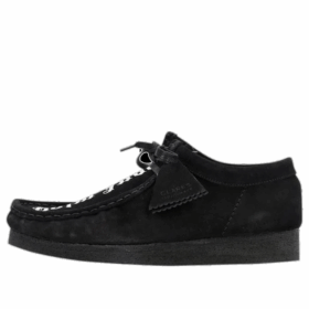 Clarks x Palm Angels Suede Wallabee “Black” 26156815
