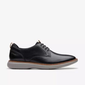 Men’s Brantin Plain Black Leather Oxfords