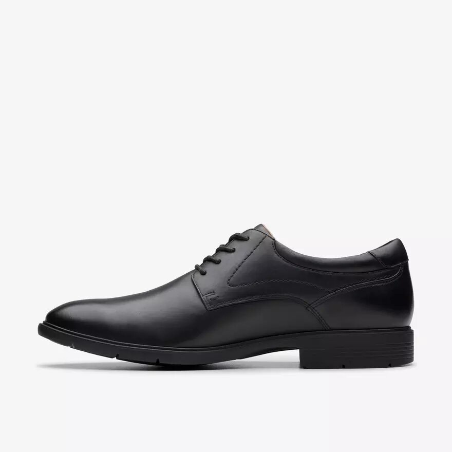 Men’s Eldredge Plain Black Leather Oxford Shoes| Clarks Men’s Eldredge Plain Black Leather Oxford Shoes| Clarks