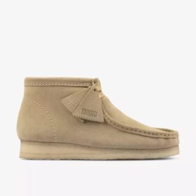 Men’s Wallabee™ Boot Maple Suede Boots