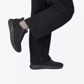 Mens Motion Trek Lt Black Knit Sneakers