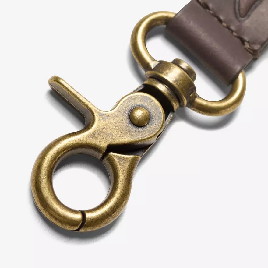 Mens Oiled Leather Key Fob Brown Wallets Mens Oiled Leather Key Fob Brown Wallets