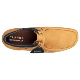 Wallabee “Light Tan Nubuck” 26162515