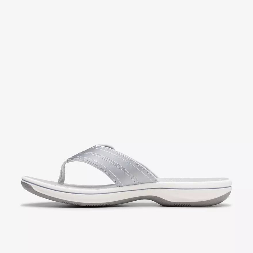 Women’s Breeze Reyna Silver Cloudsteppers™ Flip Flops Women’s Breeze Reyna Silver Cloudsteppers™ Flip Flops