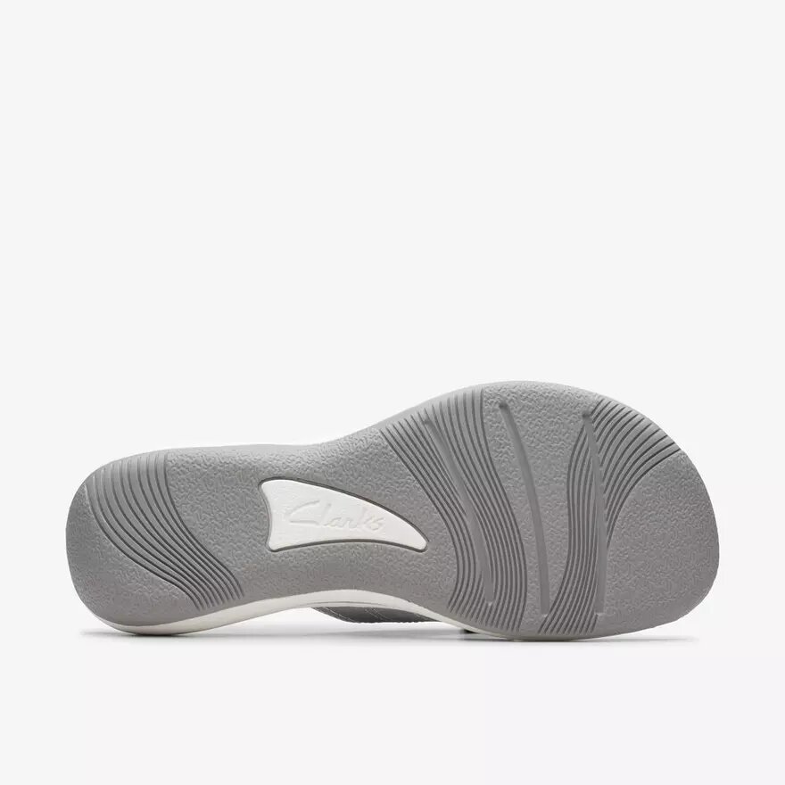 Women’s Breeze Reyna Silver Cloudsteppers™ Flip Flops Women’s Breeze Reyna Silver Cloudsteppers™ Flip Flops