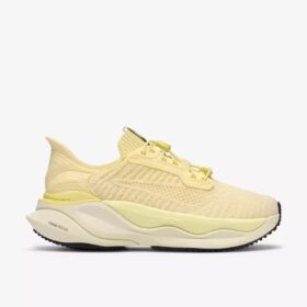 Women’s Pace Rise Pale Yellow Sneaker Us