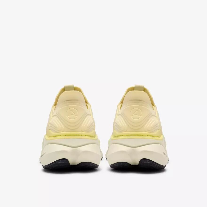 Women’s Pace Rise Pale Yellow Sneaker Us Women’s Pace Rise Pale Yellow Sneaker Us