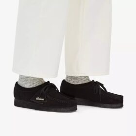 Women’s Wallabee™ Black Suede Shoes