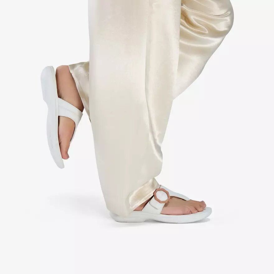 Womens Breeze Cove off White Flip Flop Womens Breeze Cove off White Flip Flop