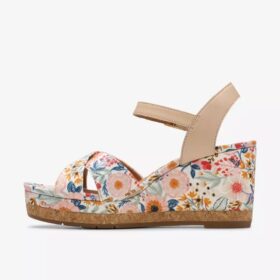 Womens Chicly Floral White Wedges