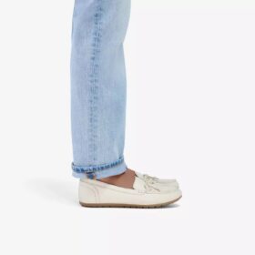 Womens Elliotte Sail Cream Leather Moccasins