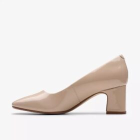 Womens Fernie Court Sand Patent Court Shoes Us