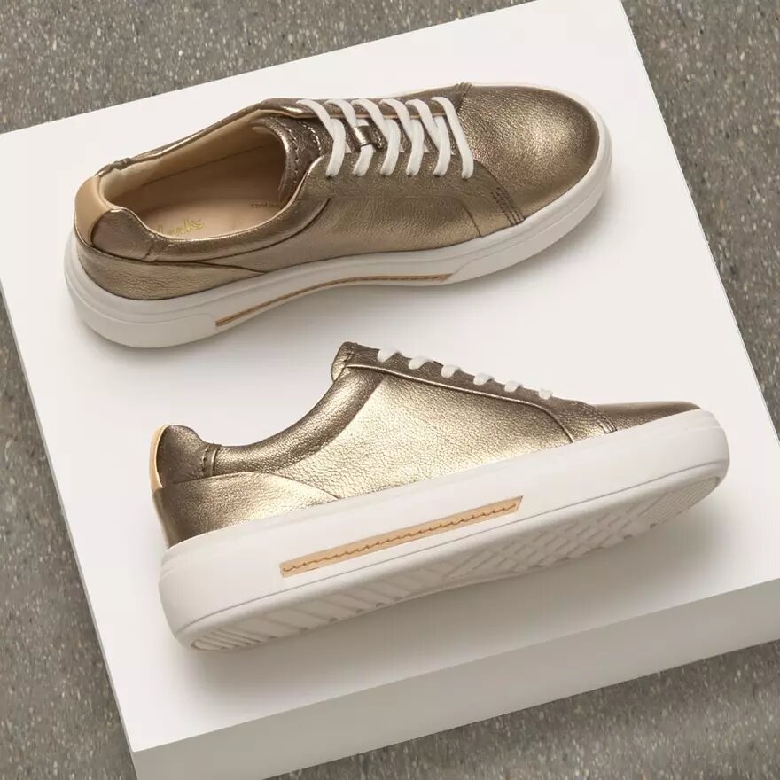 Womens Hollyhock Walk Metallic Sneakers Womens Hollyhock Walk Metallic Sneakers
