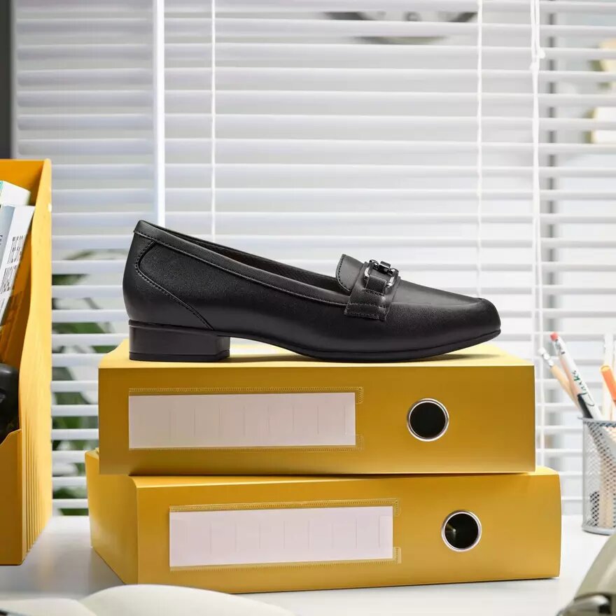 Womens Juliet Echo Black Leather Loafers Womens Juliet Echo Black Leather Loafers