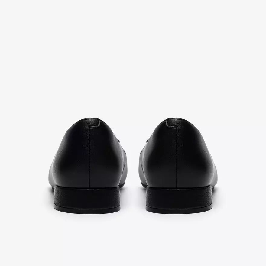 Womens Natalyn Trim Black Leather Slip-Ons Womens Natalyn Trim Black Leather Slip-Ons