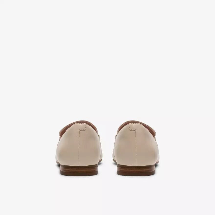 Womens Tamna Iris White Leather Loafer Womens Tamna Iris White Leather Loafer