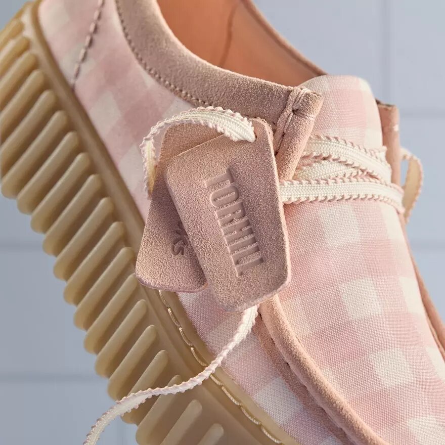 Womens Torhill Bee Light Pink Textile Torhill Womens Torhill Bee Light Pink Textile Torhill
