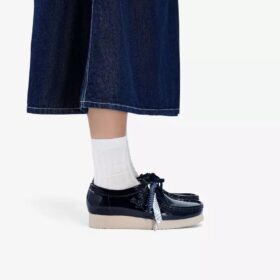 Womens Wallabee 2604 Navy Patent Wallabees