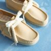 Womens Wallabee Pale Yellow Leather Womens Wallabee Pale Yellow Leather
