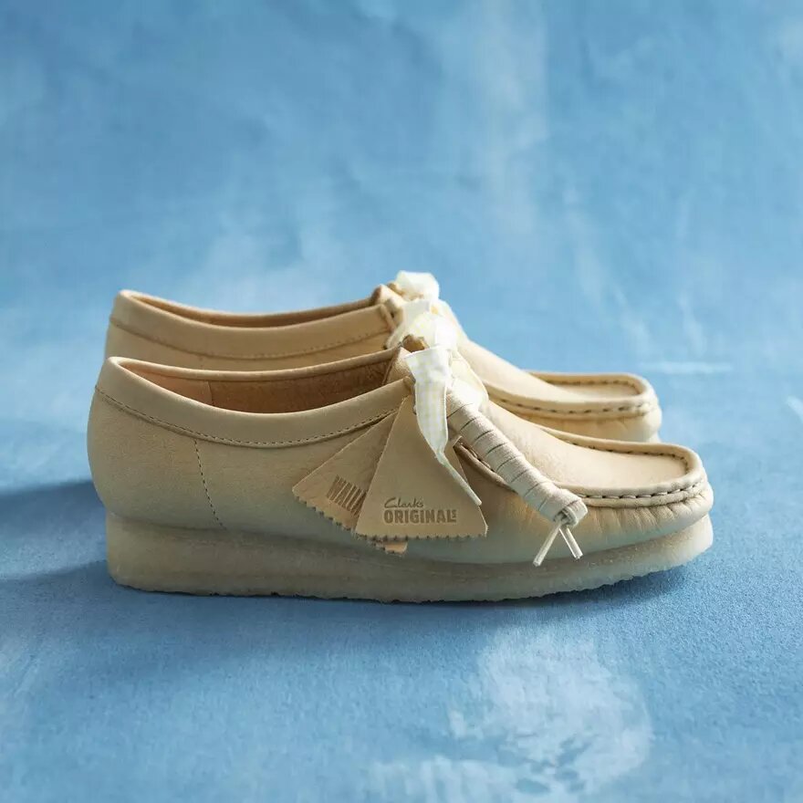 Womens Wallabee Pale Yellow Leather Womens Wallabee Pale Yellow Leather