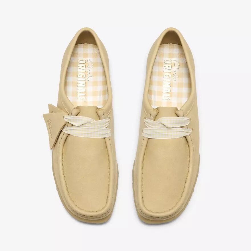 Womens Wallabee Pale Yellow Leather Womens Wallabee Pale Yellow Leather