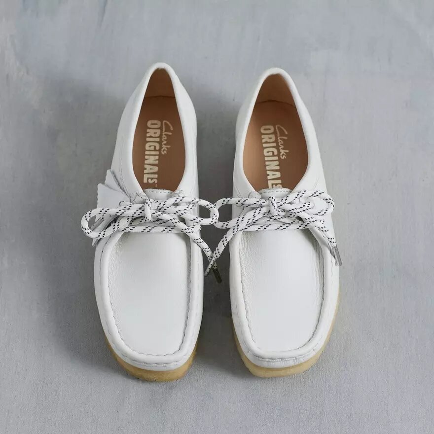 Womens Wallabee White Grain Leather Womens Wallabee White Grain Leather