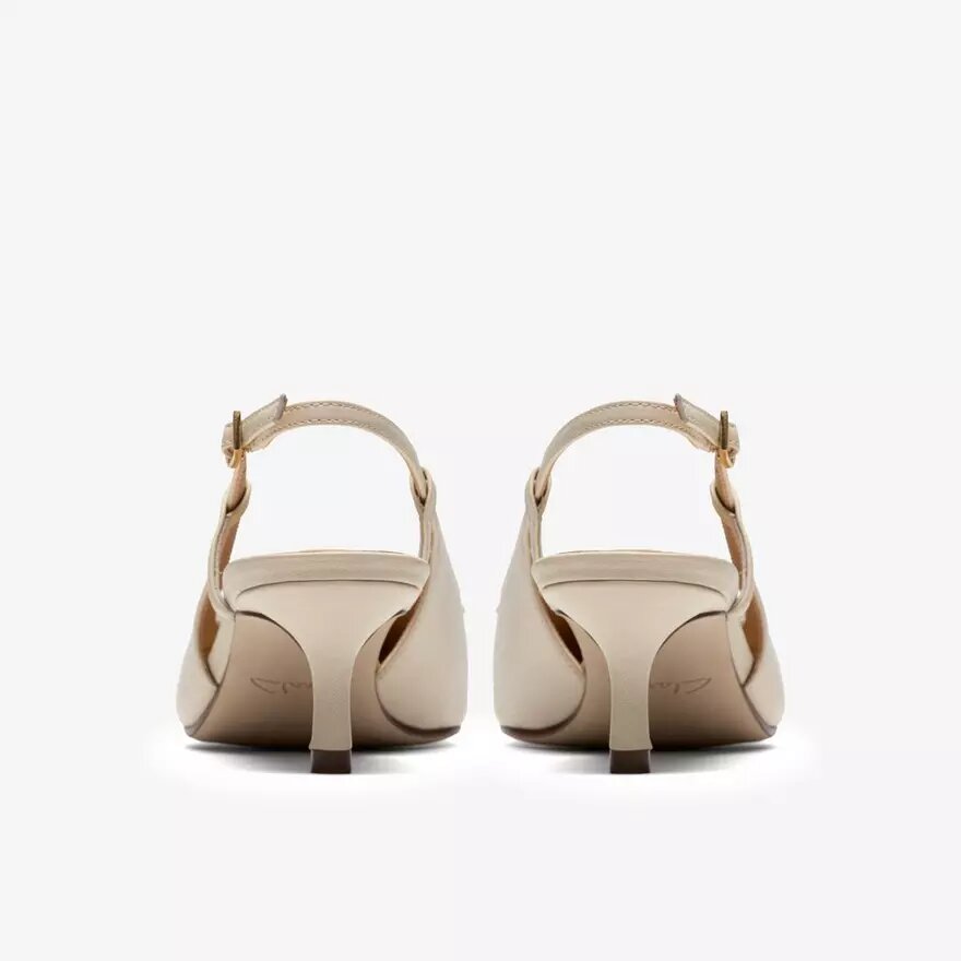 Womens Zarey Bow Cream Leather Pumps Womens Zarey Bow Cream Leather Pumps